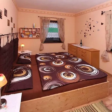 Steeple View House - Kirchturmblick بيت ضيافة باد بيترستال غريسب